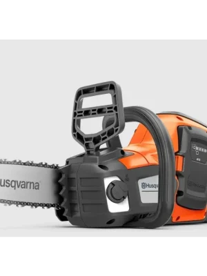Begrenztes Angebot Husqvarna aku řetězová pila Husqvarna 215i (vč.aku a nabíj.)