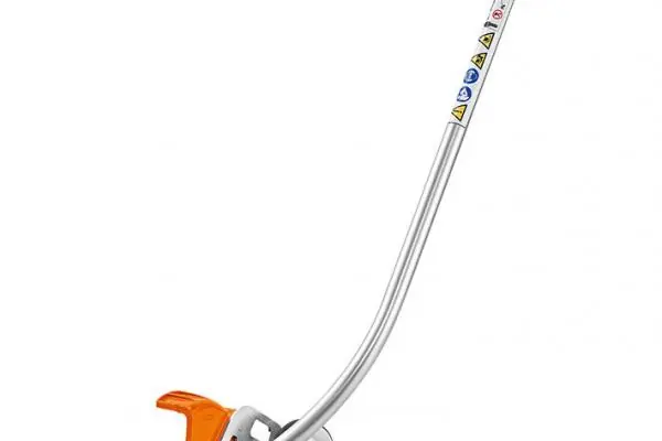 Saisonangebot Kombinástroj zarovnávač okrajů STIHL FCB-KM