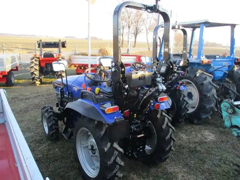 Mega-Angebot Malotraktor Farmtrac 26 4WD
