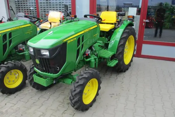 Malotraktor John Deere 3036 EN Meistverkauft