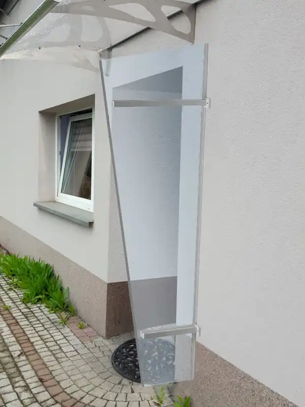 Geprüft univerzální boční stěna LANITPLAST UNI stříbrná / PLEXI PK912