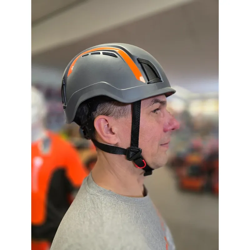 Abverkauf Přilba arboristická HUSQVARNA Spire Vent